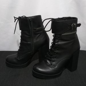 Forever 21 Block Heeled Booties Size 7.5